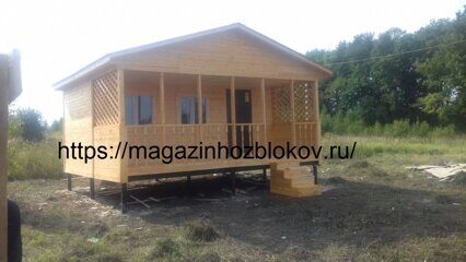 №2 Хозблок для дачи с верандой 6х5м